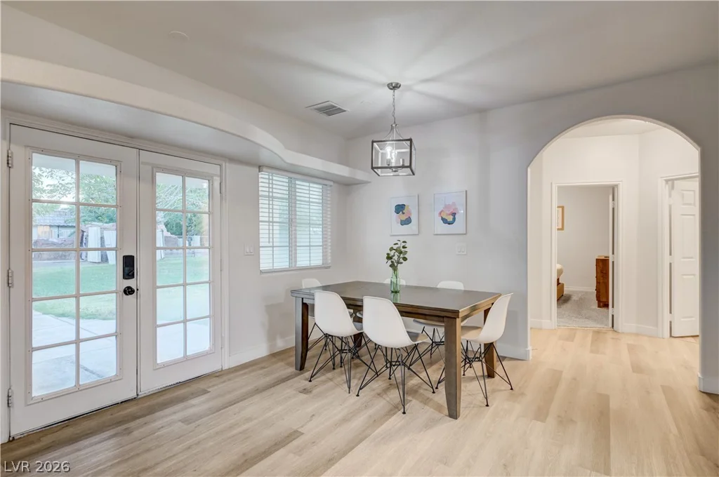 2926 Eldorado, Las Vegas, NV 89120