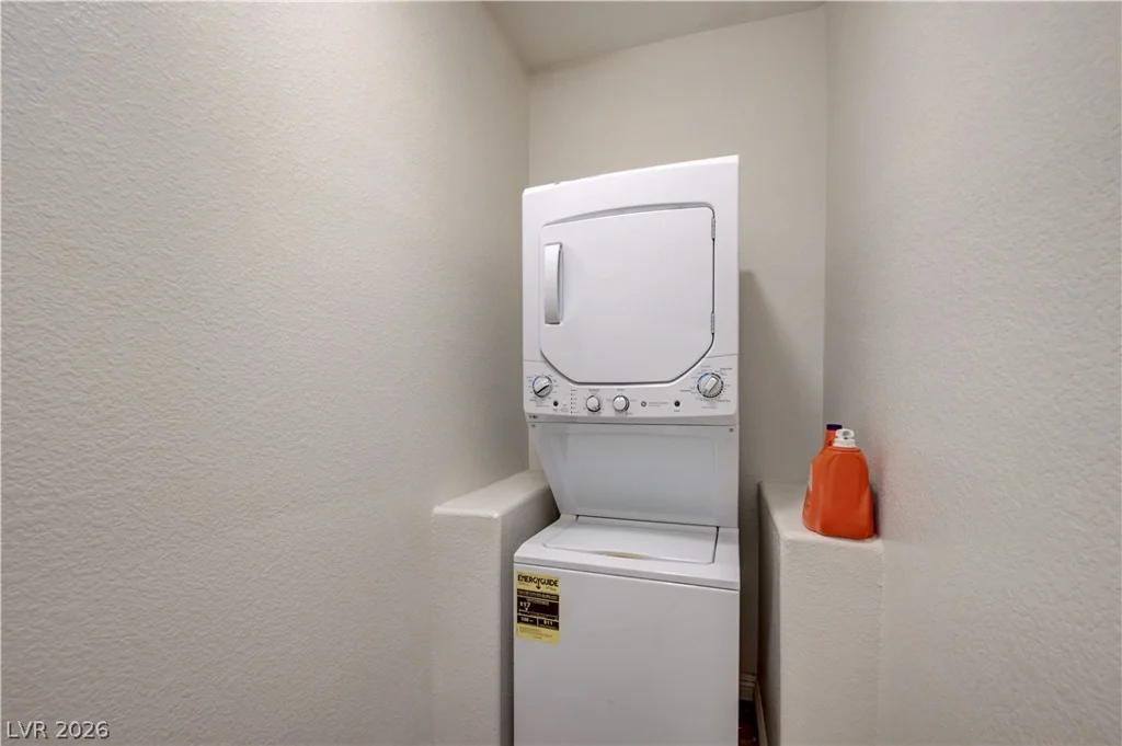 2926 Eldorado, Las Vegas, NV 89120