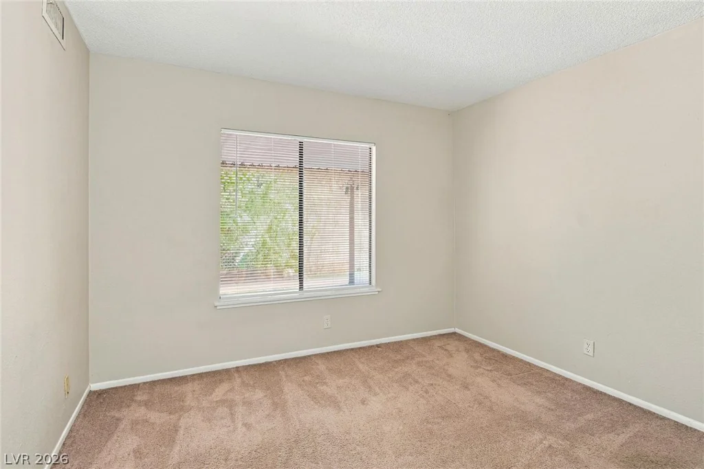 4830 Mountain Valley, Las Vegas, NV 89121