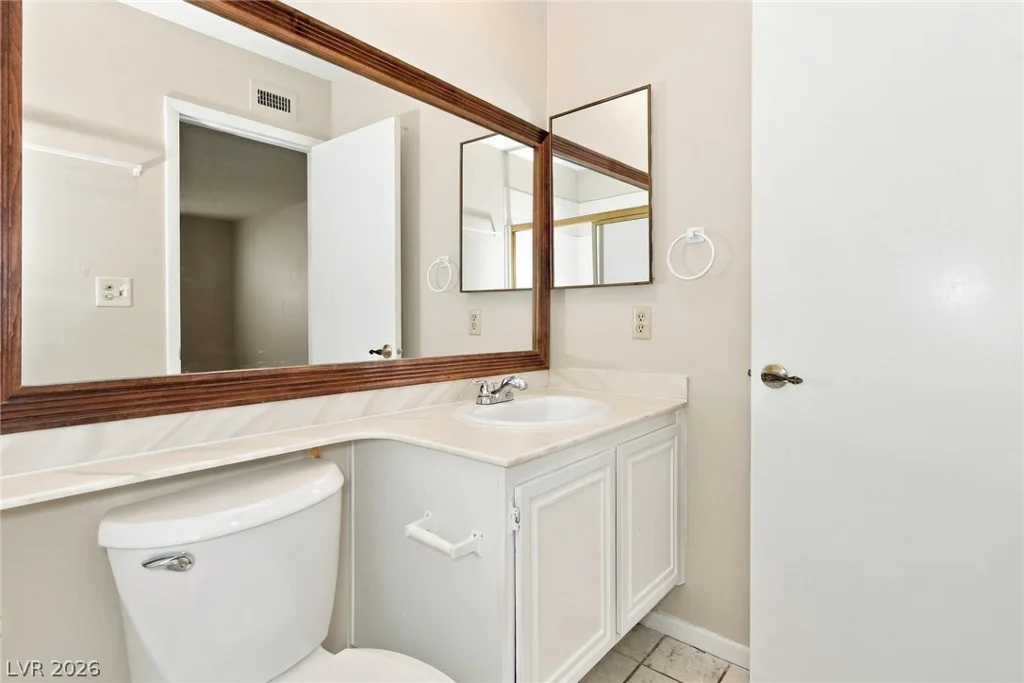 4830 Mountain Valley, Las Vegas, NV 89121