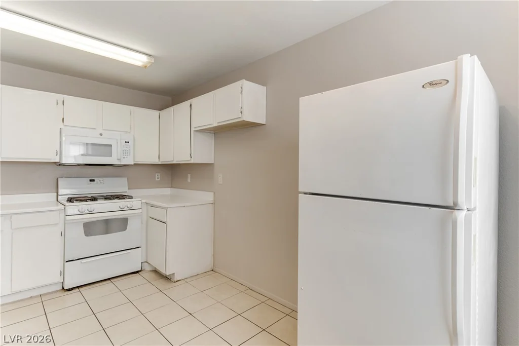 4672 Krissylouise, Las Vegas, NV 89121