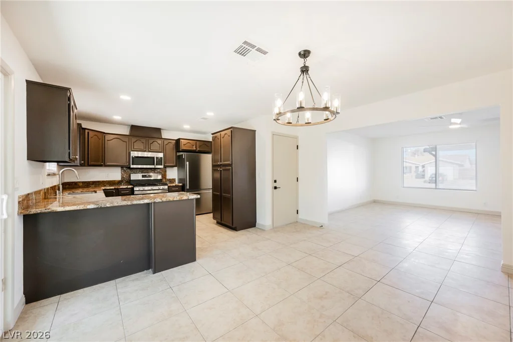 508 Barrett, Henderson, NV 89011