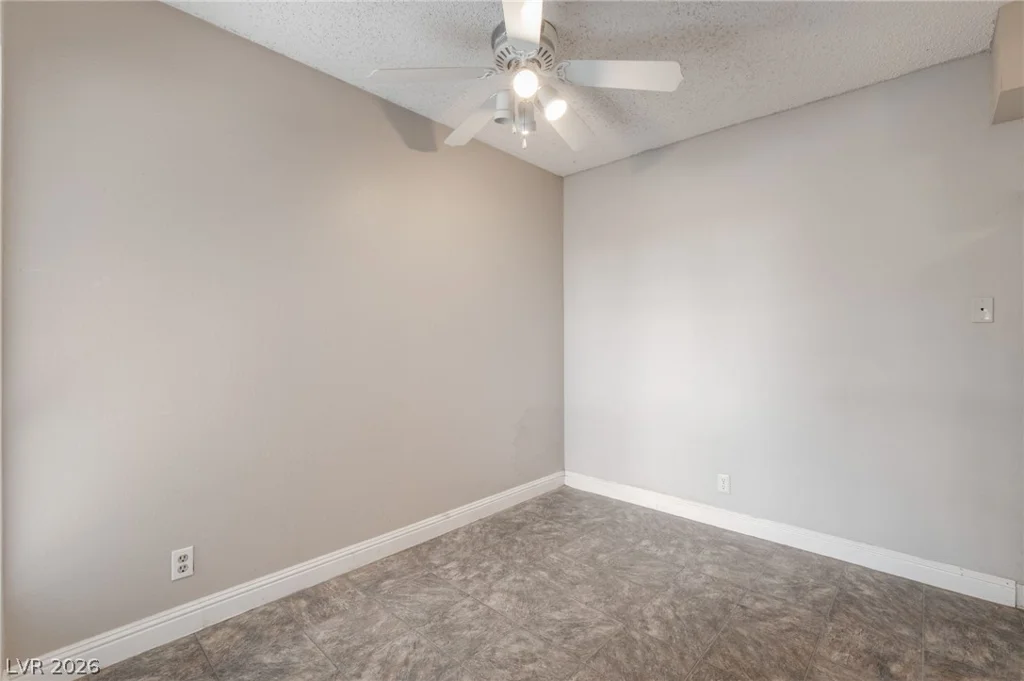 3151 Soaring Gulls, Las Vegas, NV 89128