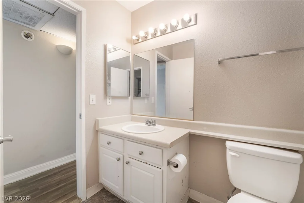 3151 Soaring Gulls, Las Vegas, NV 89128