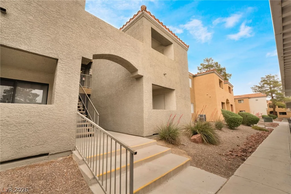 3151 Soaring Gulls, Las Vegas, NV 89128