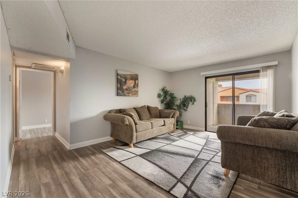 3151 Soaring Gulls, Las Vegas, NV 89128