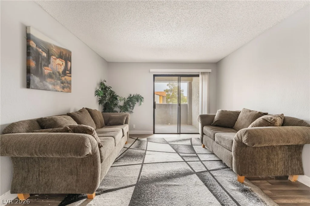 3151 Soaring Gulls, Las Vegas, NV 89128