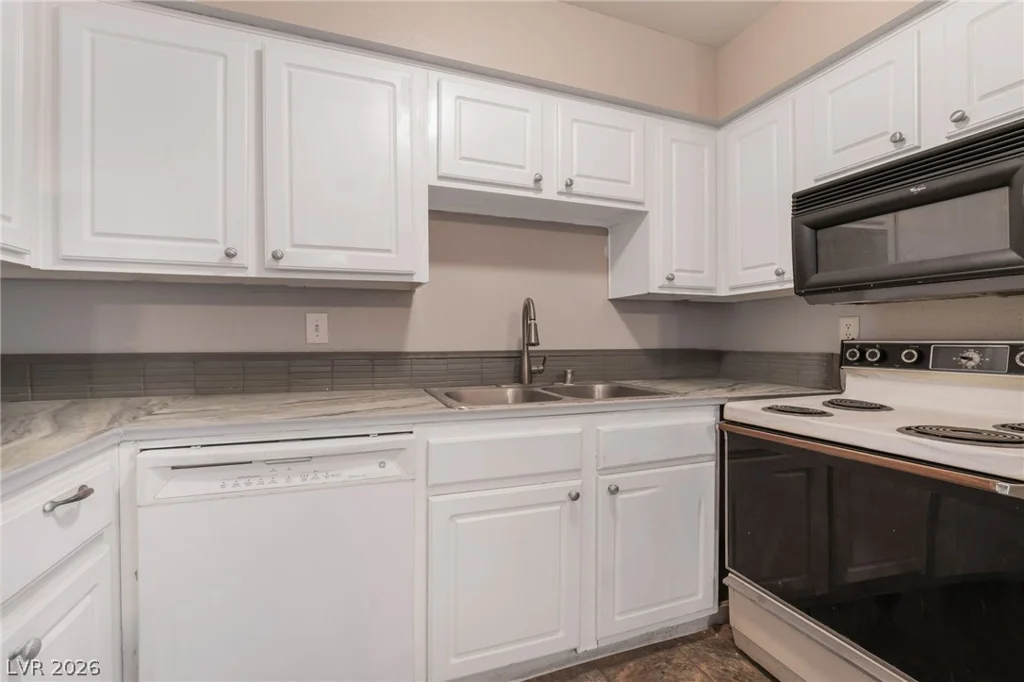 3151 Soaring Gulls, Las Vegas, NV 89128