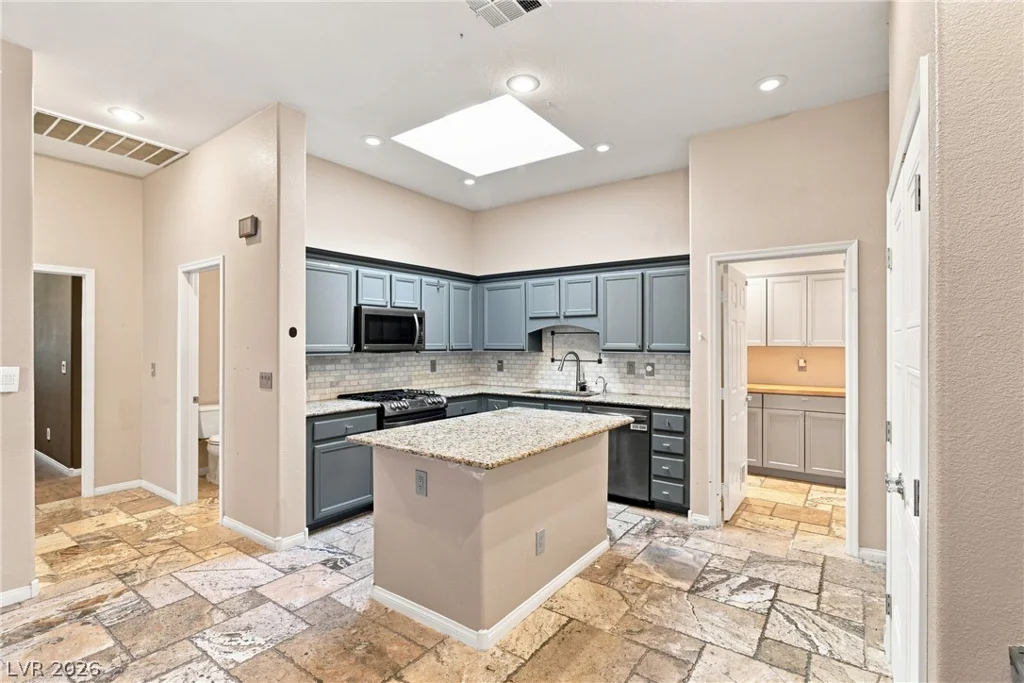 9224 Aqueduct, Las Vegas, NV 89123