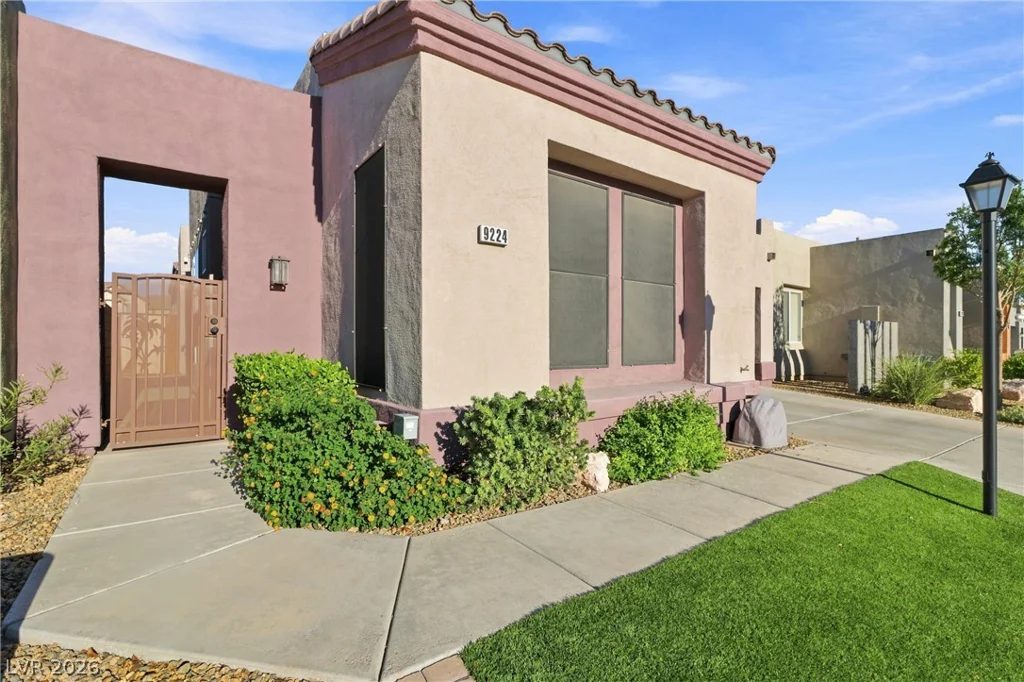 9224 Aqueduct, Las Vegas, NV 89123