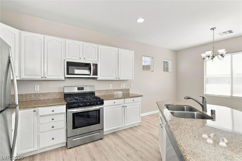 6453 Melville Grove, Las Vegas, NV 89122