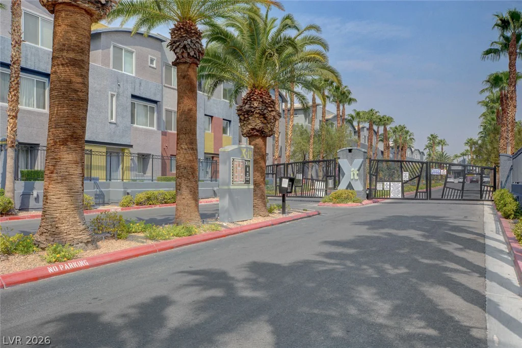 9050 Tropicana, Las Vegas, NV 89147