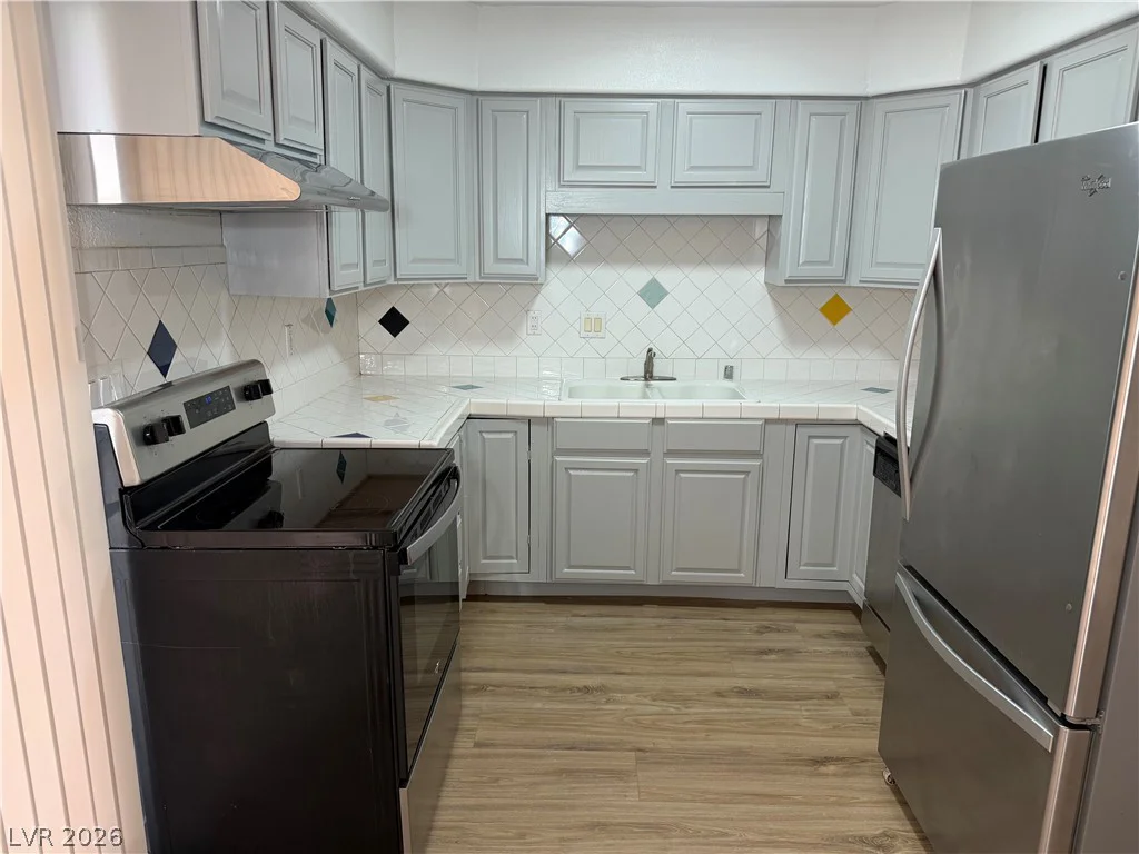 209 Van Wagenen, Henderson, NV 89015