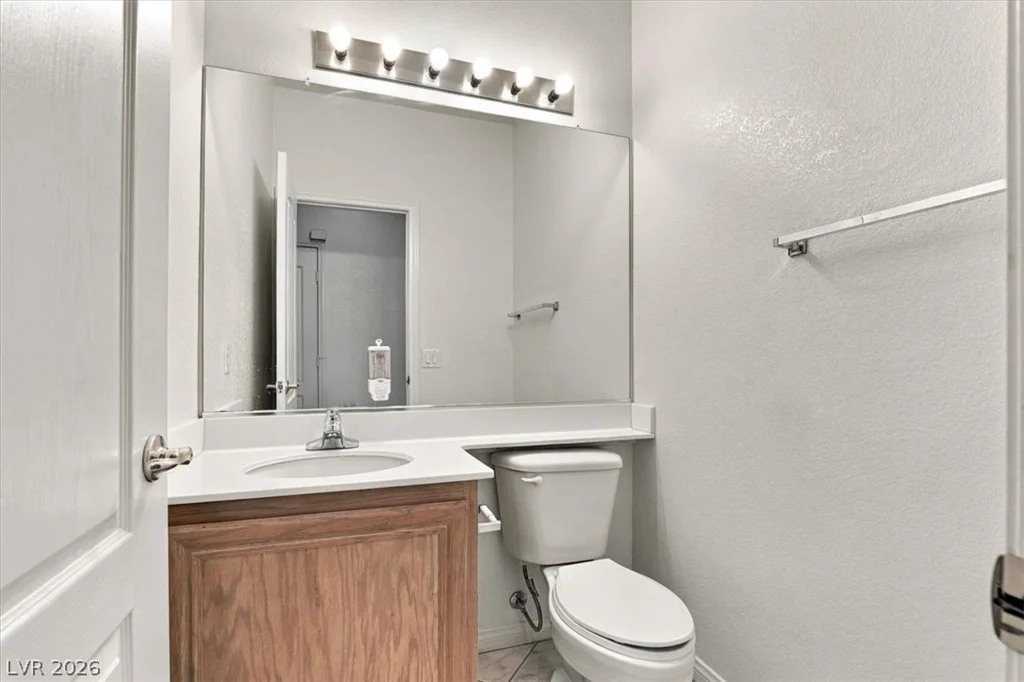 1017 Pearl Peak, Las Vegas, NV 89110