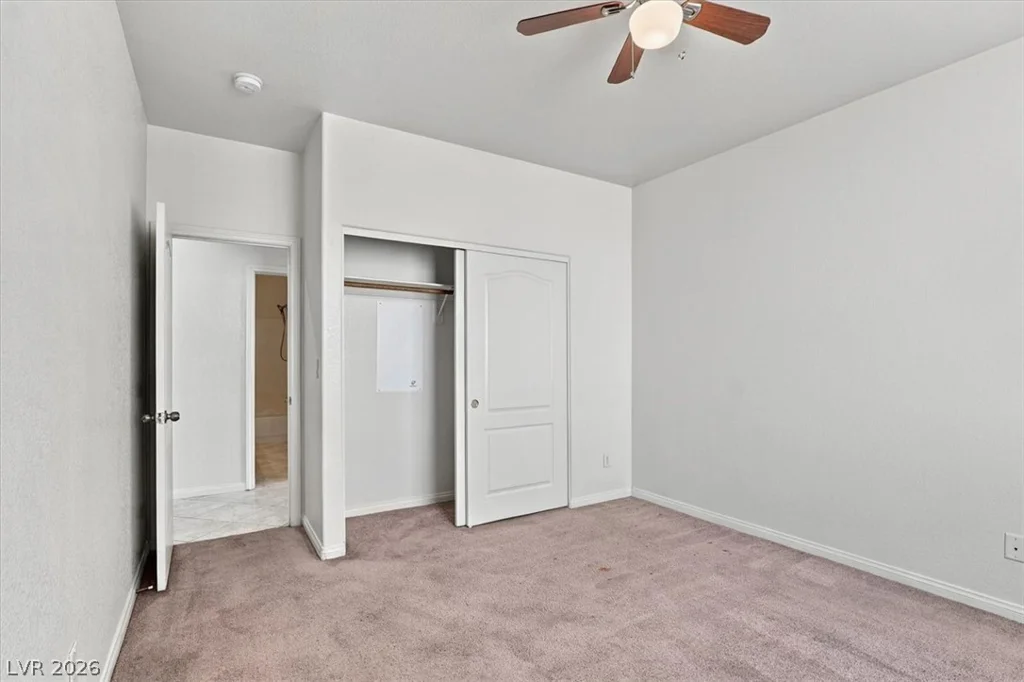 1017 Pearl Peak, Las Vegas, NV 89110