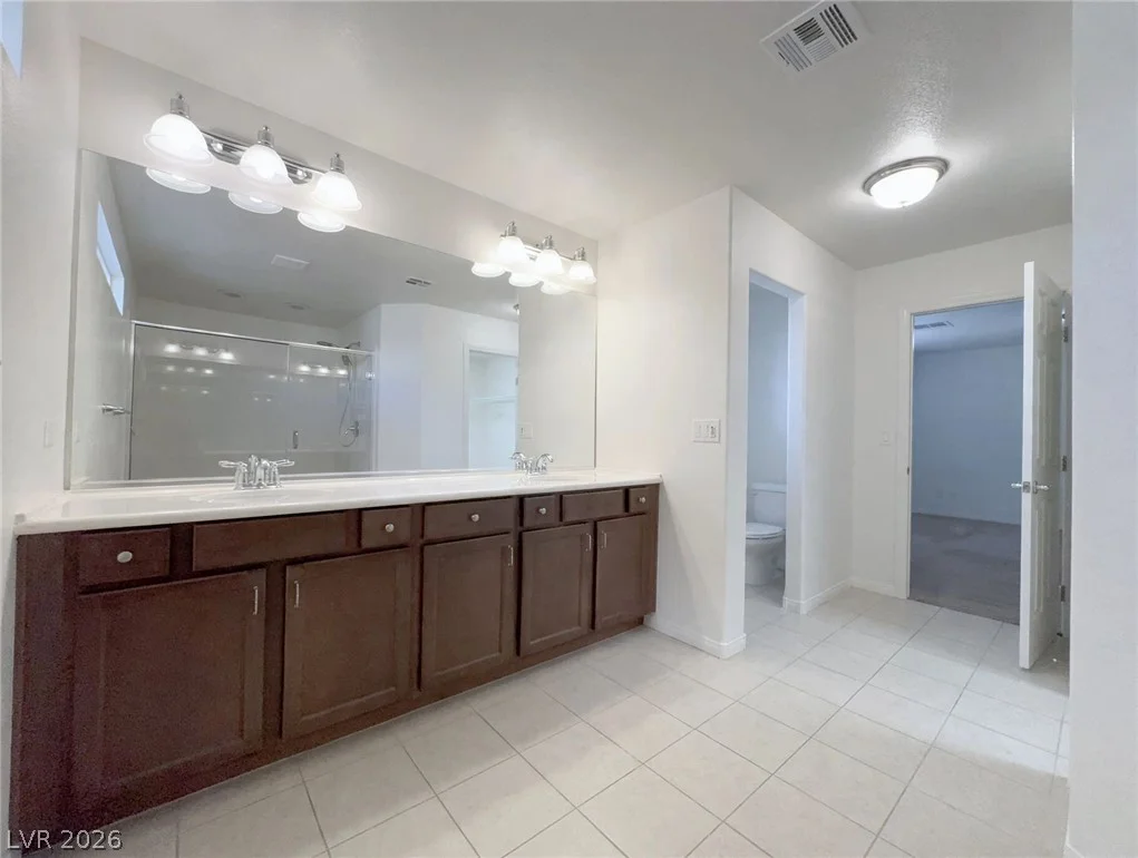 9852 Giant Steps, Las Vegas, NV 89141
