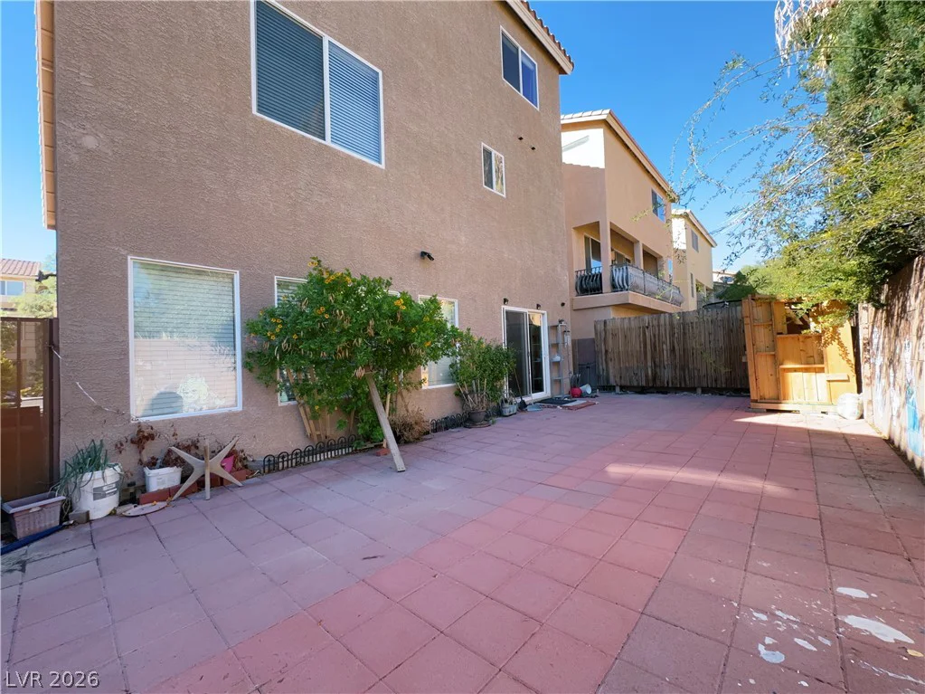 9852 Giant Steps, Las Vegas, NV 89141