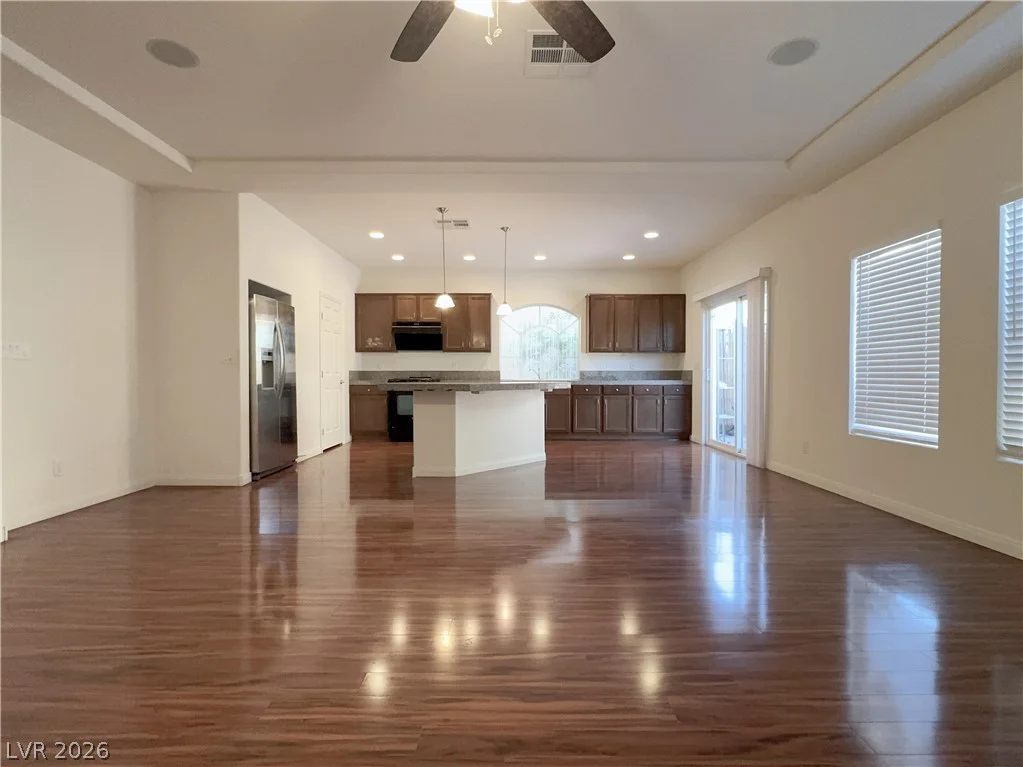 9852 Giant Steps, Las Vegas, NV 89141