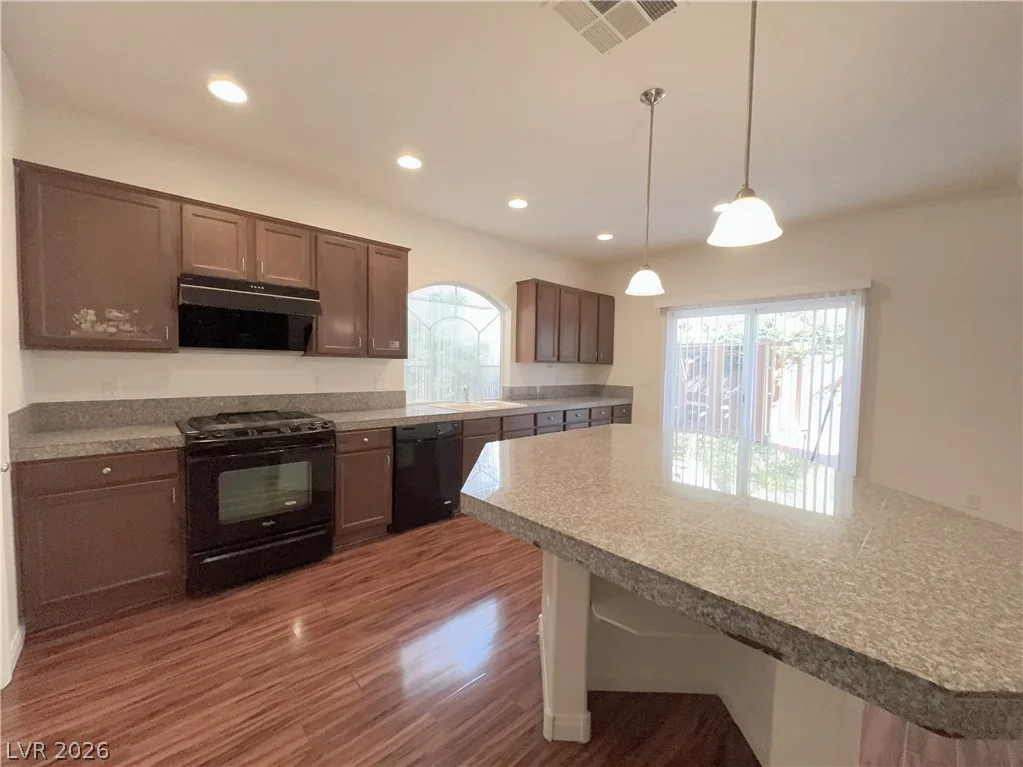 9852 Giant Steps, Las Vegas, NV 89141