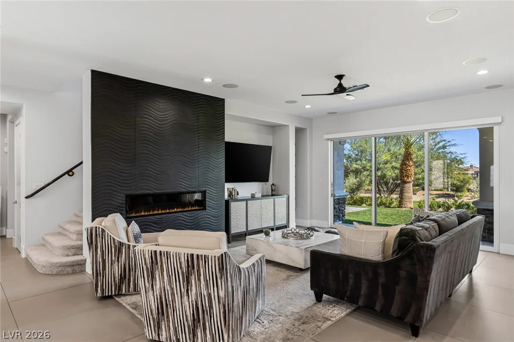 2042 Country Cove, Las Vegas, NV 89135
