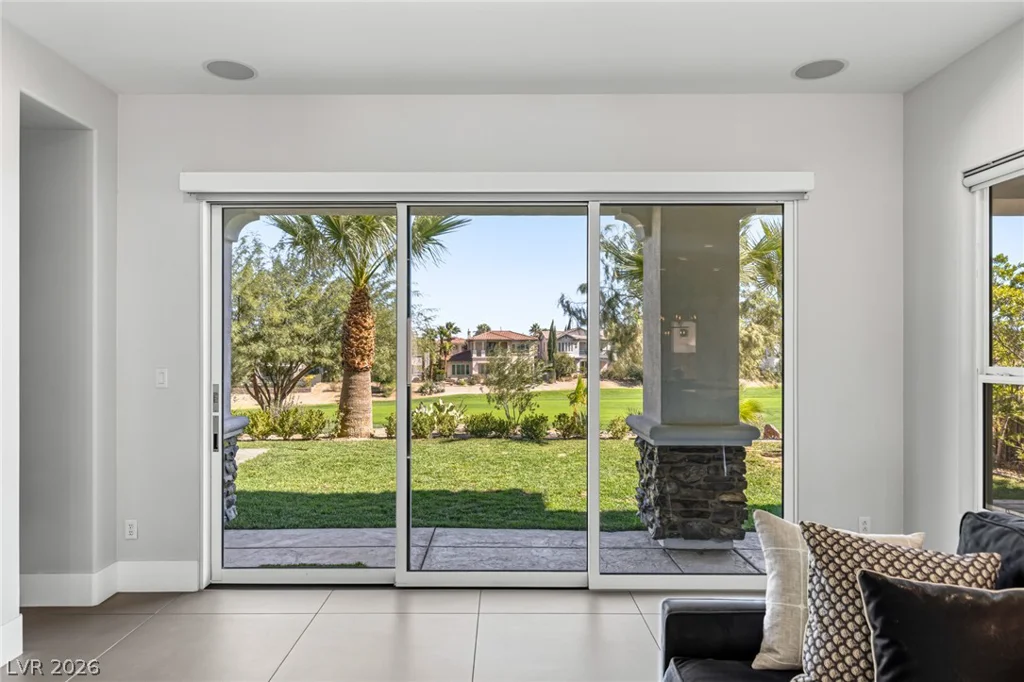 2042 Country Cove, Las Vegas, NV 89135