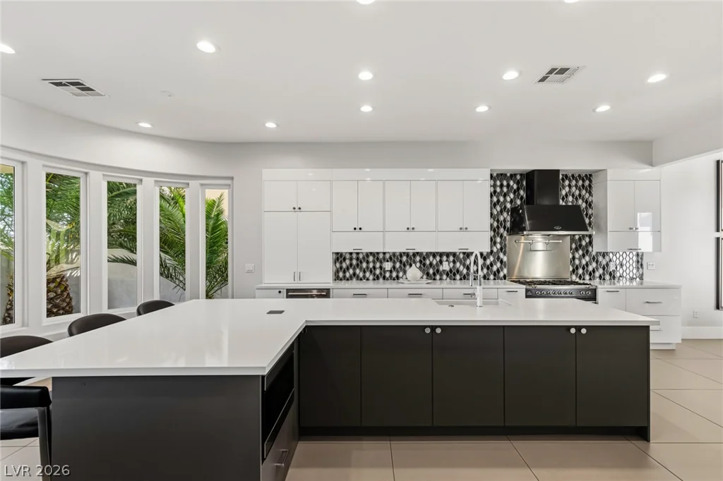 2042 Country Cove, Las Vegas, NV 89135