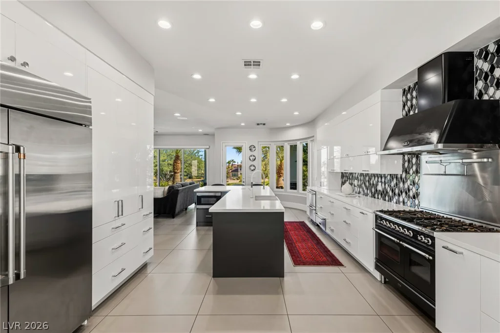2042 Country Cove, Las Vegas, NV 89135