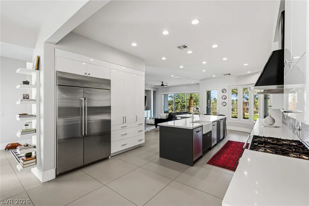 2042 Country Cove, Las Vegas, NV 89135