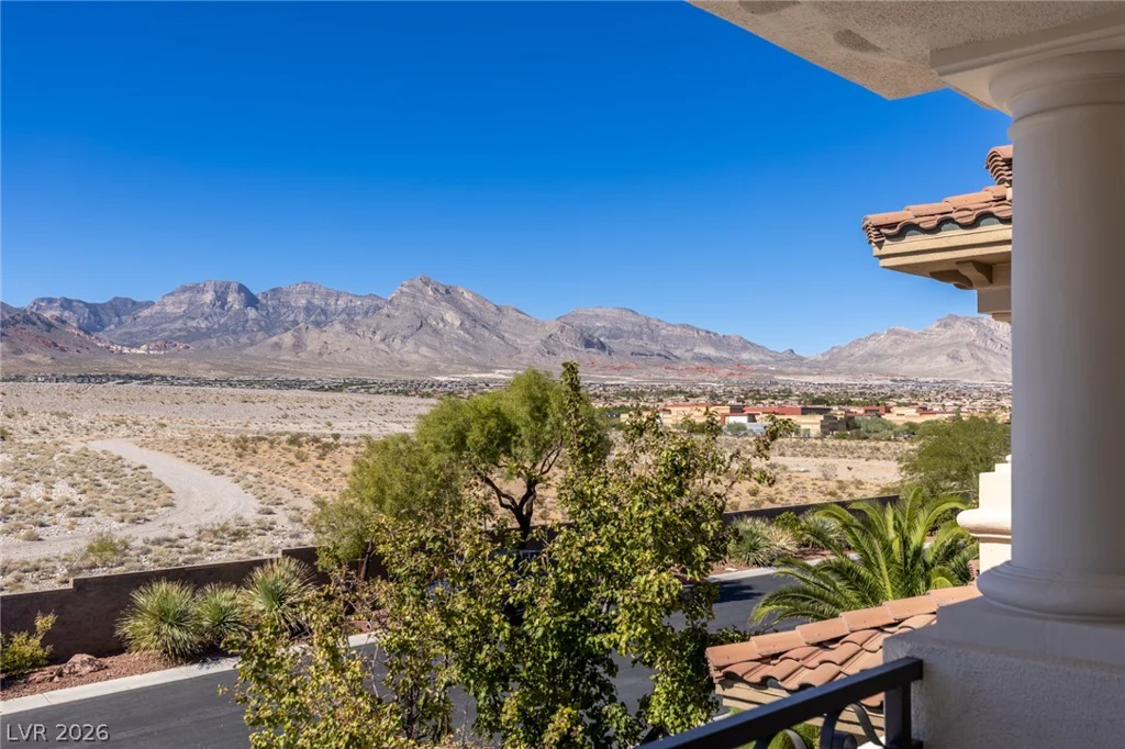 2042 Country Cove, Las Vegas, NV 89135