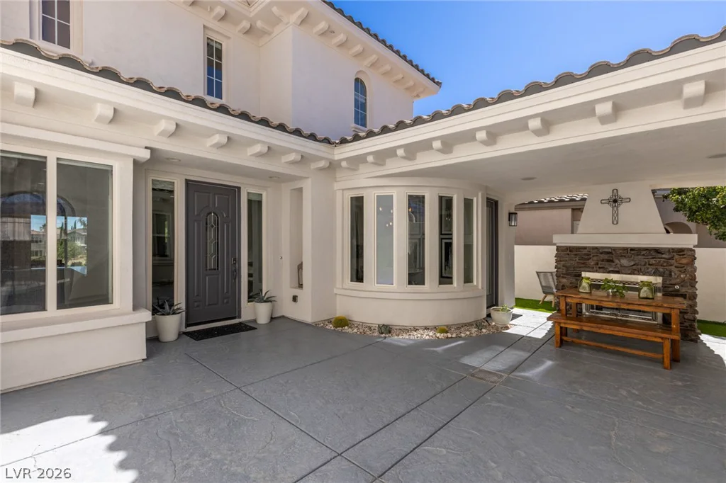 2042 Country Cove, Las Vegas, NV 89135