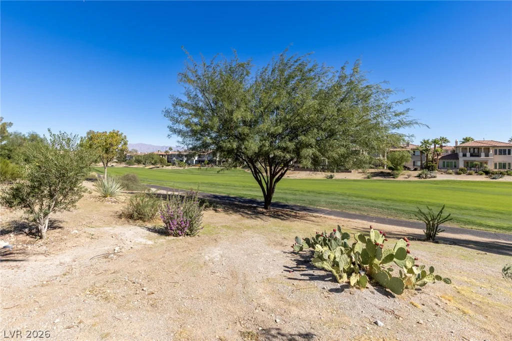 2042 Country Cove, Las Vegas, NV 89135