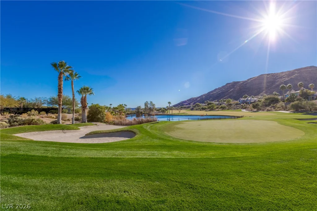 2042 Country Cove, Las Vegas, NV 89135