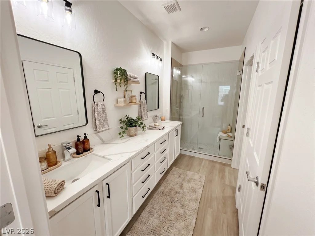 7532 Homing Pigeon, North Las Vegas, NV 89084