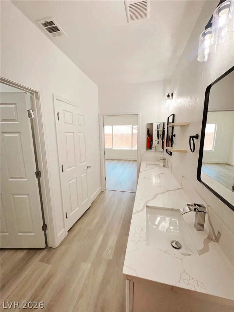 7532 Homing Pigeon, North Las Vegas, NV 89084