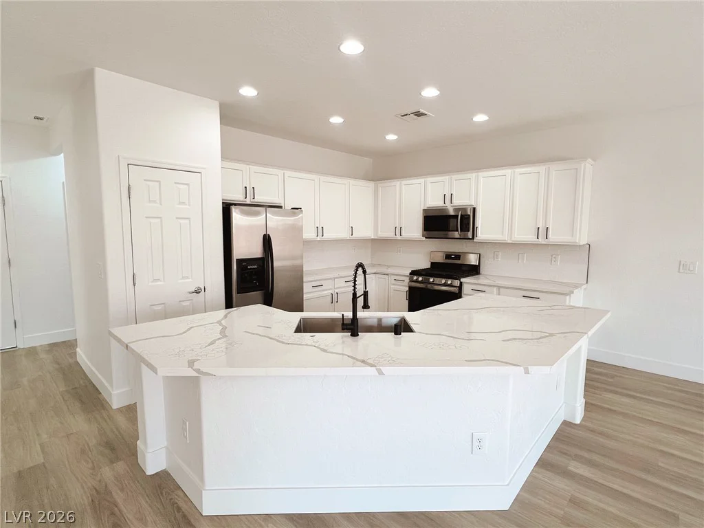 7532 Homing Pigeon, North Las Vegas, NV 89084