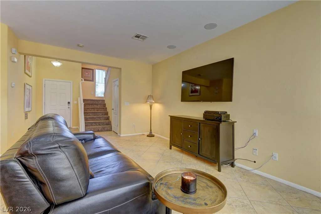 10311 Elmwood Glen, Las Vegas, NV 89166