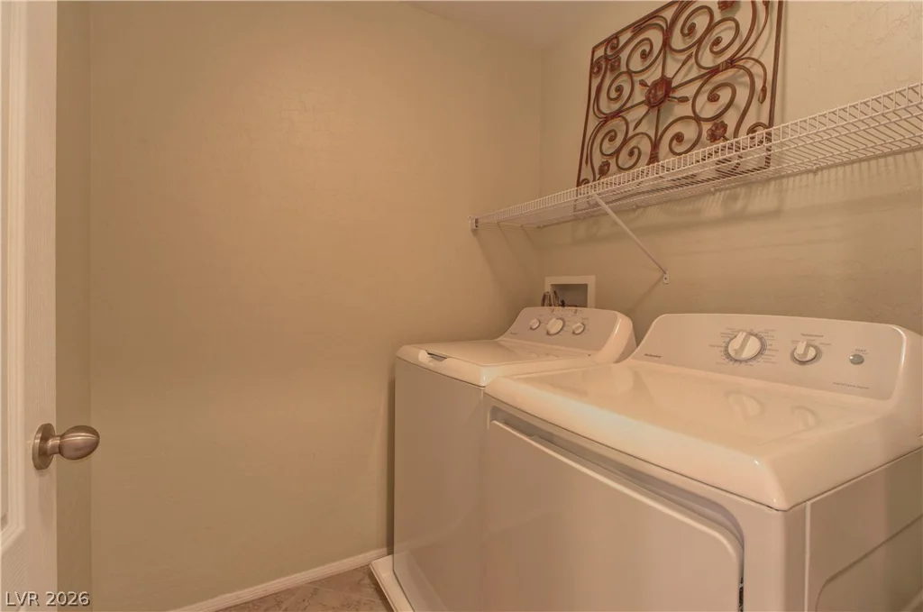 10311 Elmwood Glen, Las Vegas, NV 89166