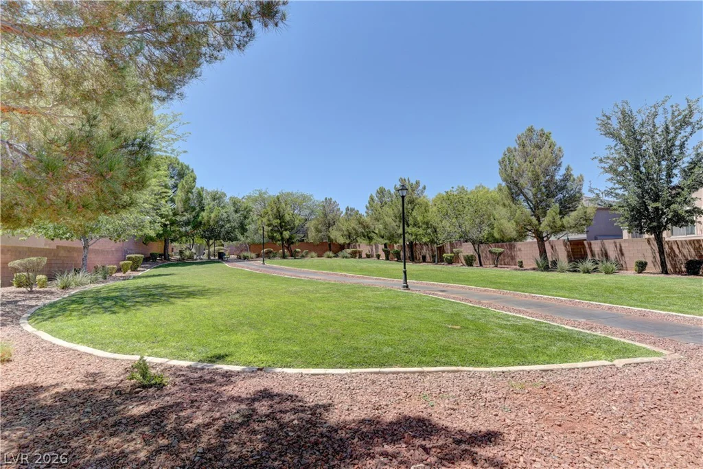 10311 Elmwood Glen, Las Vegas, NV 89166