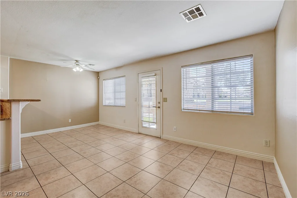 1925 Hodgenville, Las Vegas, NV 89106