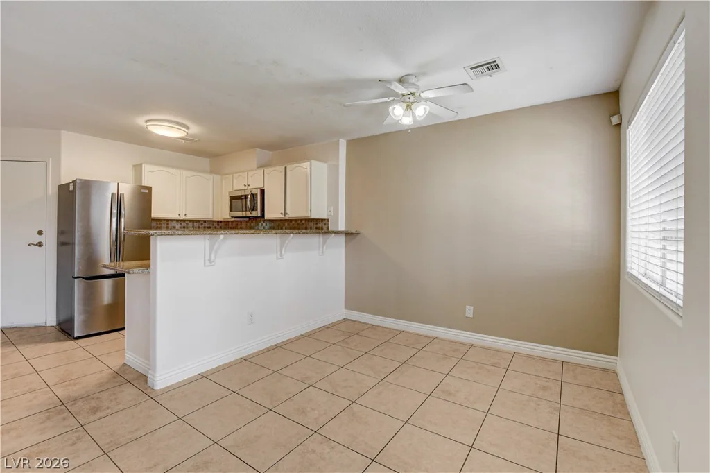 1925 Hodgenville, Las Vegas, NV 89106