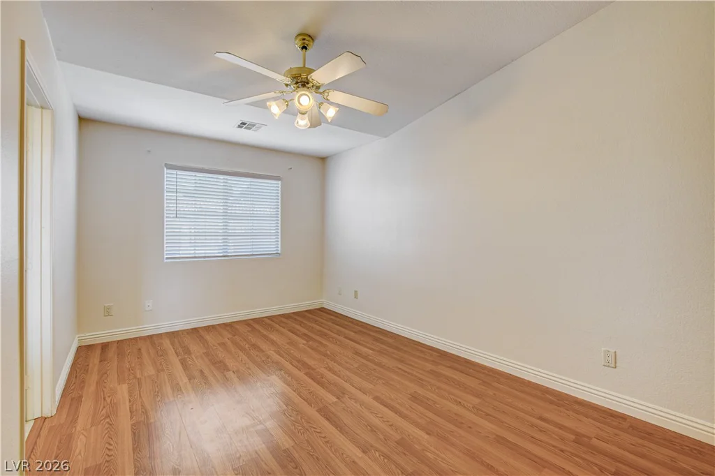 1925 Hodgenville, Las Vegas, NV 89106