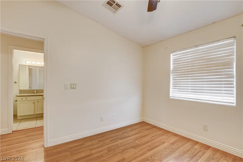 1925 Hodgenville, Las Vegas, NV 89106