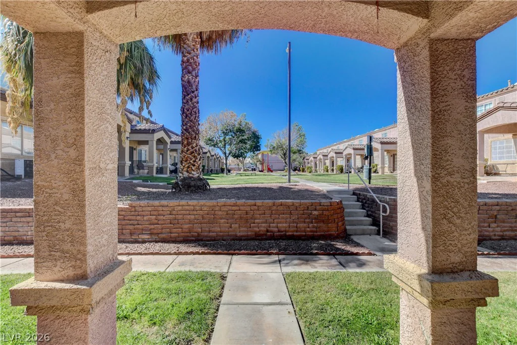 1925 Hodgenville, Las Vegas, NV 89106