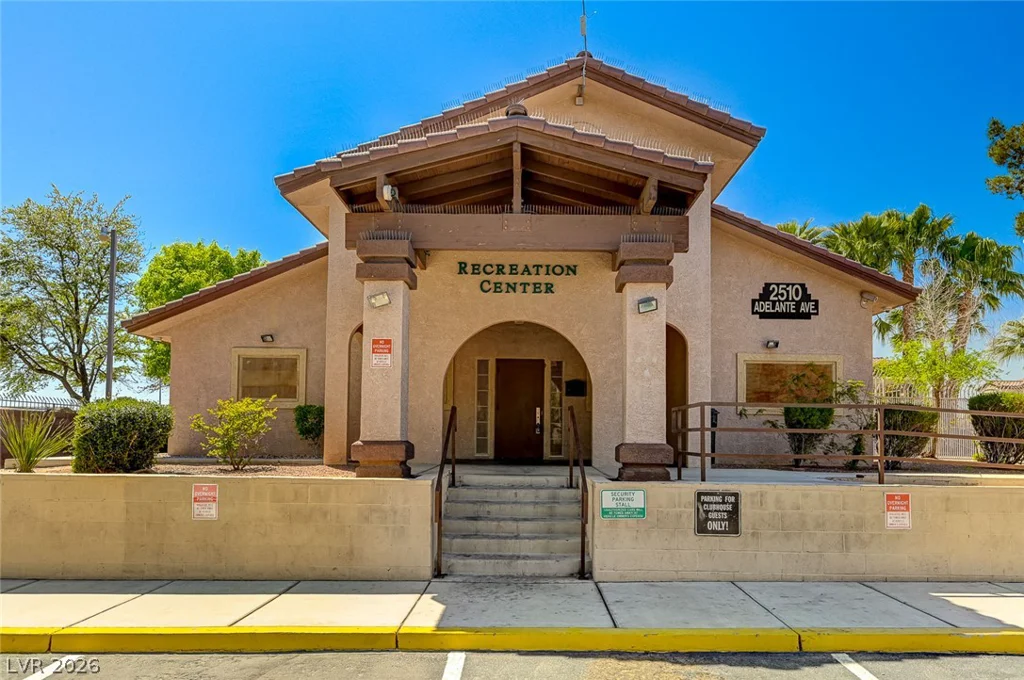 1925 Hodgenville, Las Vegas, NV 89106