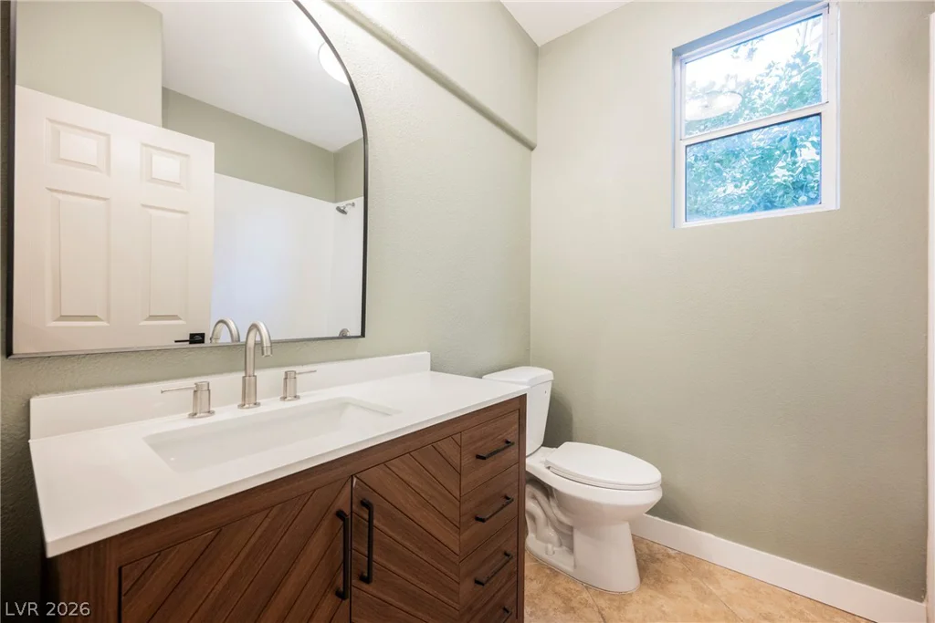 733 Blue Crystal Creek, Henderson, NV 89002