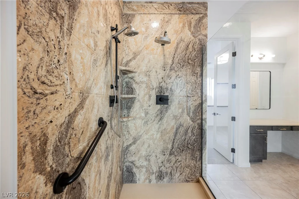 733 Blue Crystal Creek, Henderson, NV 89002