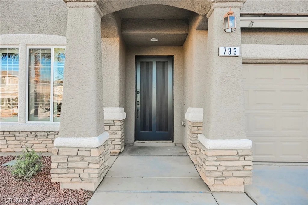 733 Blue Crystal Creek, Henderson, NV 89002