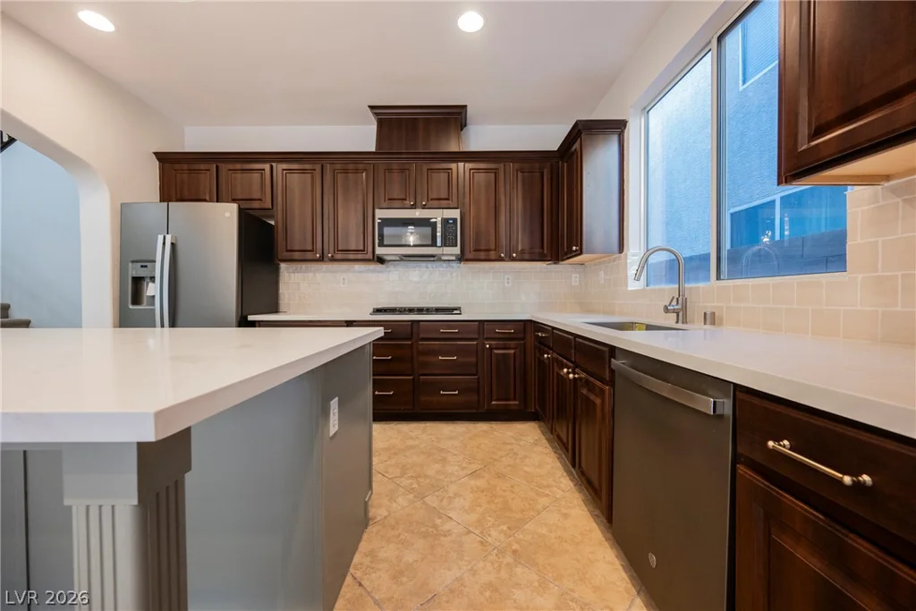 733 Blue Crystal Creek, Henderson, NV 89002