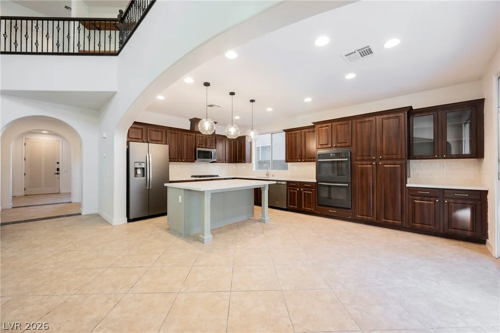 733 Blue Crystal Creek, Henderson, NV 89002