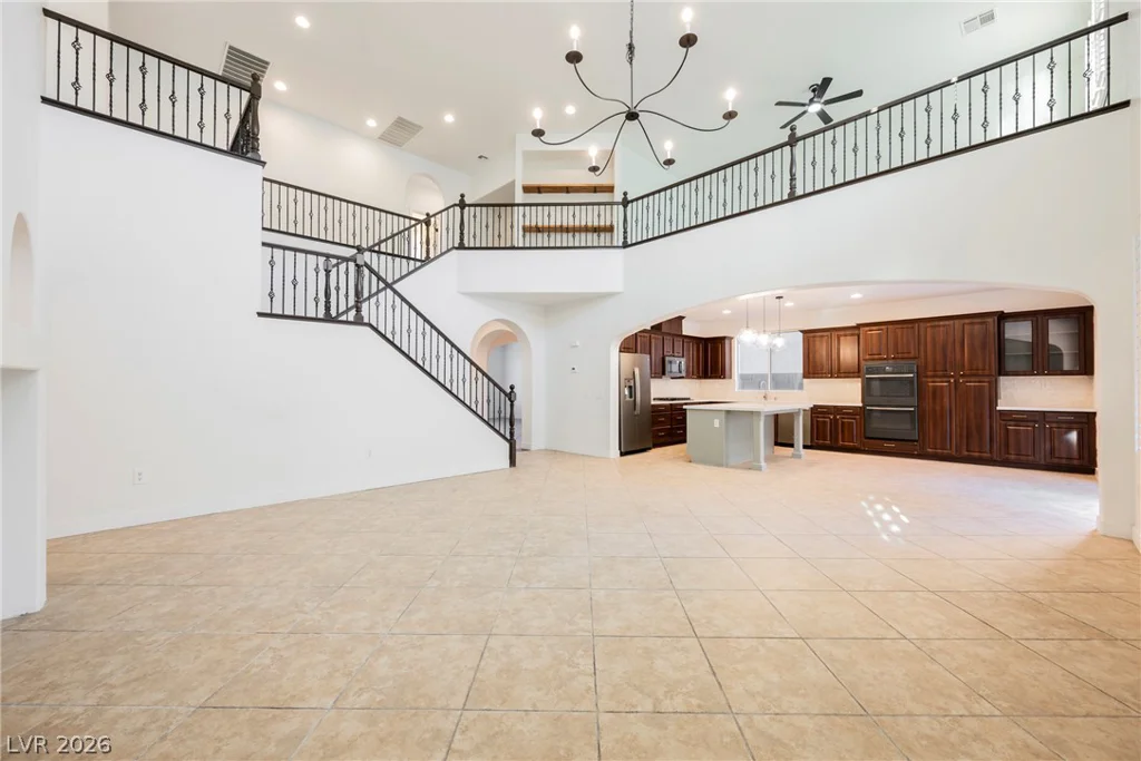 733 Blue Crystal Creek, Henderson, NV 89002